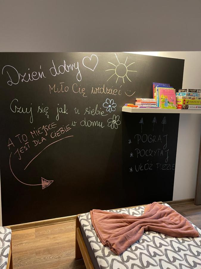 Apartament Rodzinny Ostrowiec Sw Ostrowiec Świętokrzyski 外观 照片
