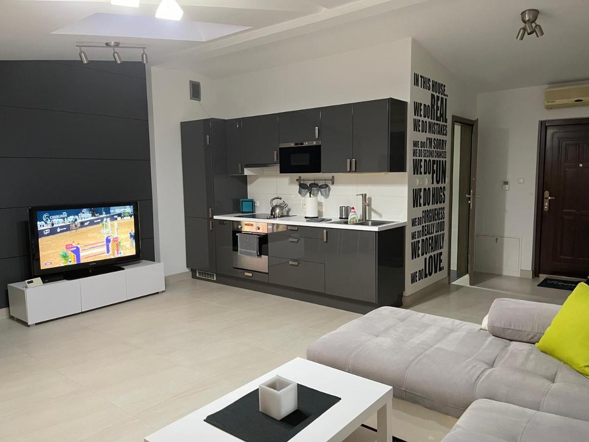 Apartament Rodzinny Ostrowiec Sw Ostrowiec Świętokrzyski 外观 照片