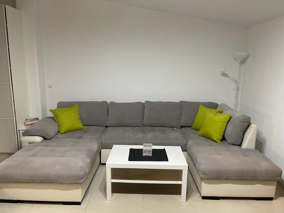 Apartament Rodzinny Ostrowiec Sw Ostrowiec Świętokrzyski 外观 照片