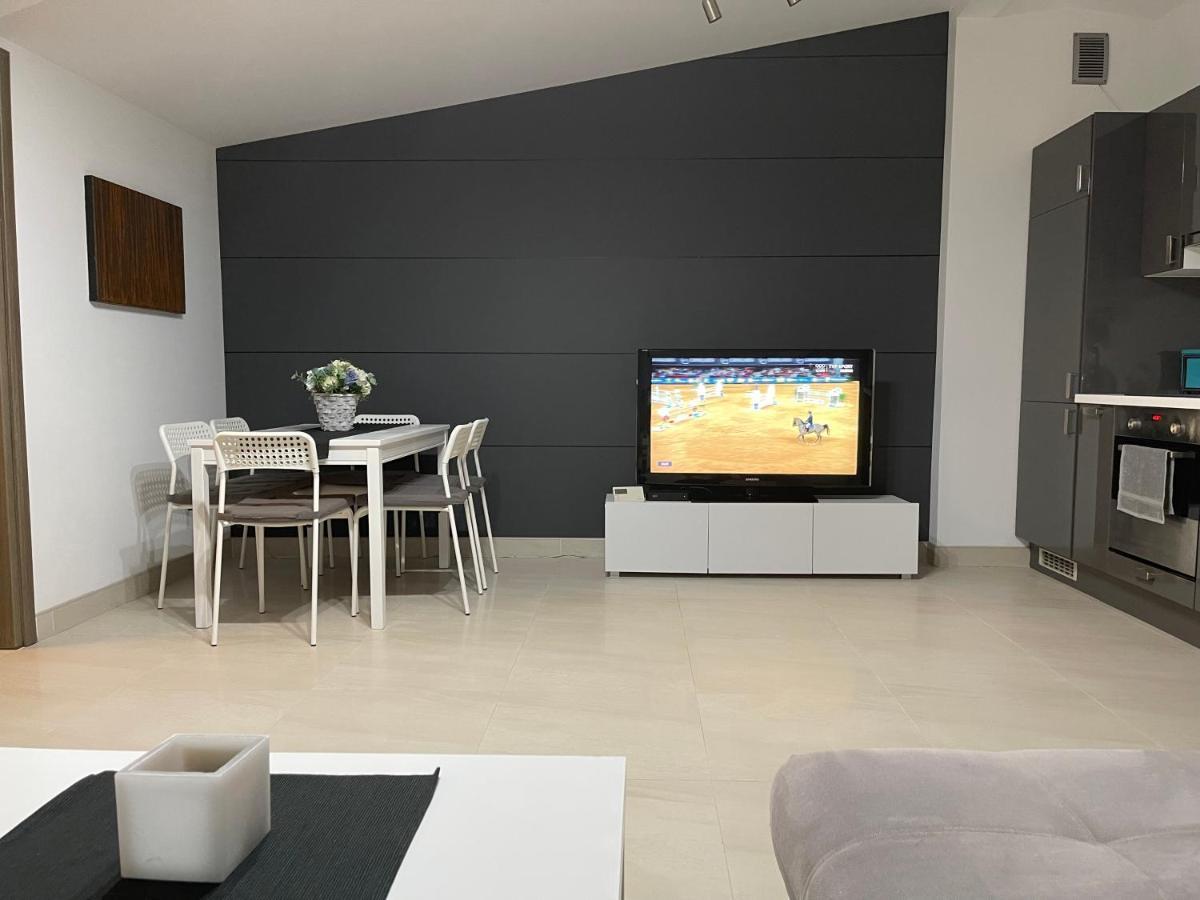 Apartament Rodzinny Ostrowiec Sw Ostrowiec Świętokrzyski 外观 照片