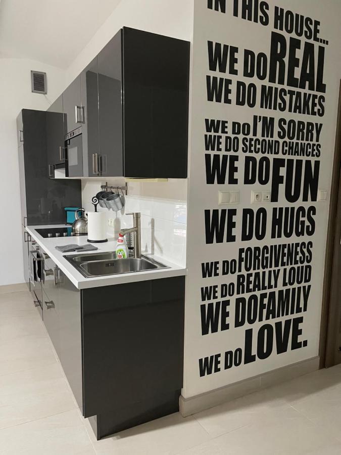 Apartament Rodzinny Ostrowiec Sw Ostrowiec Świętokrzyski 外观 照片